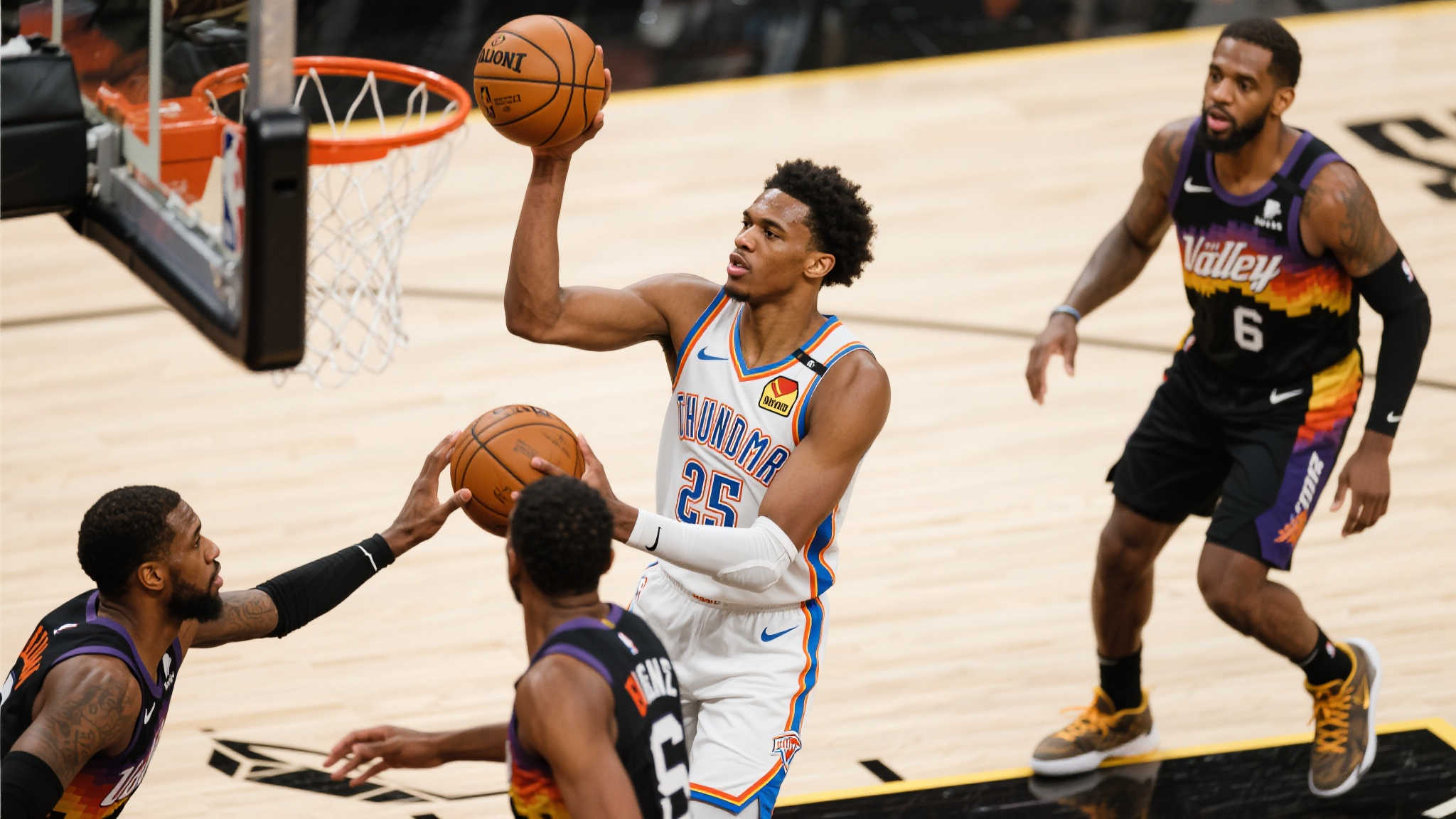 SGA全票赢得FMVP，首夺队史冠军！NBA连续7年新王诞生，有望签4年2.9亿大合同